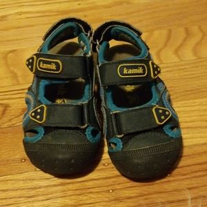 Closed Toe Velcro Sandals